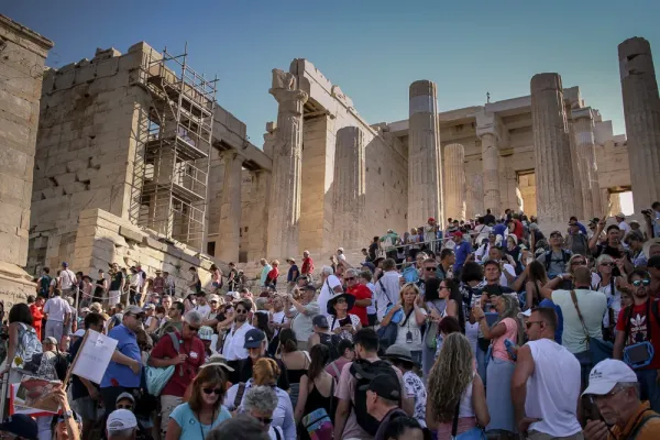 Turizmin Ekonomik Efsanesi: Turizm Bir Ülkeyi Neden Zengin Edemez?