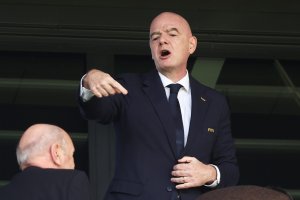 FIFA başkanı Infantino, gizli Dünya Kupası satış planı tepkisi sonrası 'diyalog kültürü' sözü verdi