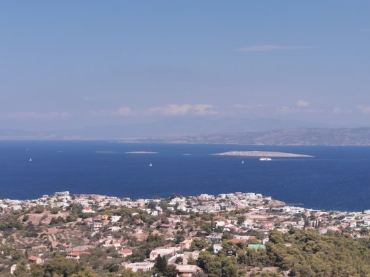 Ferryhopper: Bu yaz Yunanların ve yabancı turistlerin tercih ettiği adalar