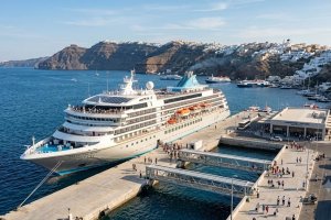 Yunanistan'da Kruvaziyer Turizmi Yeşil Dönüşüm ve Liman Genişlemesiyle Kritik Yeni Aşamaya Giriyor