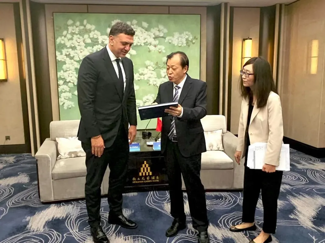 Yunan Deniz İşleri Bakanı Kikilias, Çin gemi inşası projelerinde ekipman üreticilerinin rolünün artırılmasını önerdi