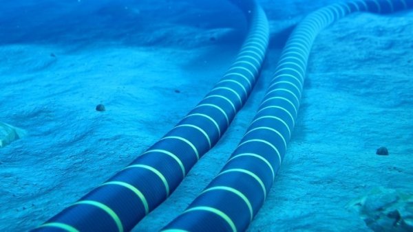 Yunanistan, Girit-Kıbrıs elektrik hattı araştırmaları için Fransız gemiye izin vermeyi değerlendiriyor