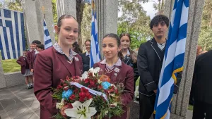 Melbourne'daki Yunan toplumu, Yunanistan'ın 'Hayır' dediği 28 Ekim'i andı