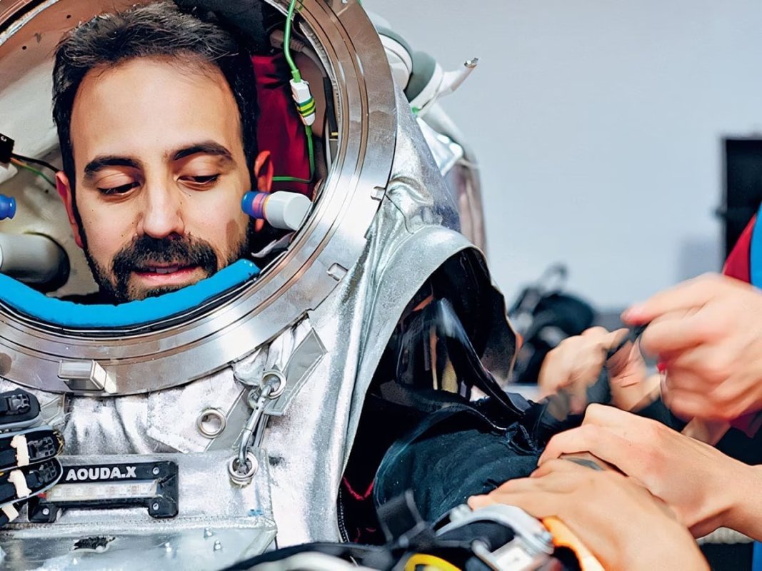 İlk Yunan astronotun görevine ad aranıyor: Helenik Uzay Merkezi öneri topluyor