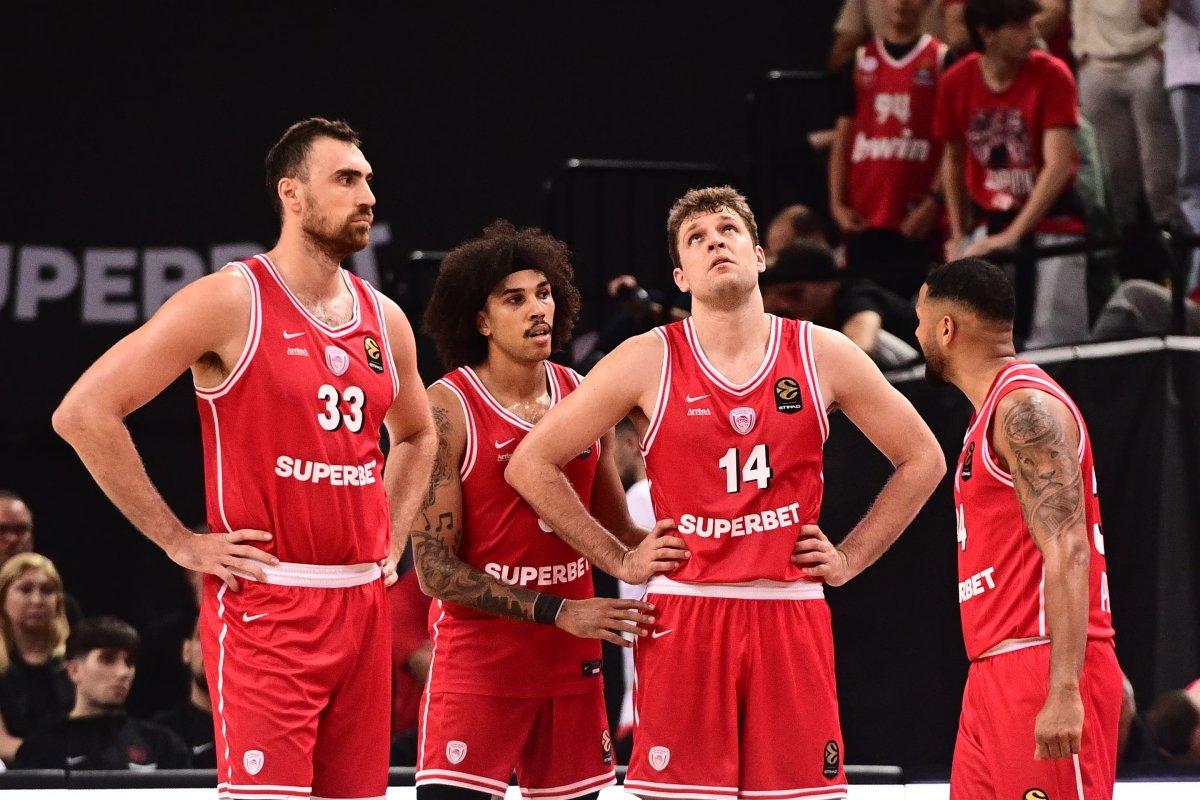Yunan Olympiacos gelecek hafta iki Euroleague maçı oynayacak: Beşiktaş deplasmanı ve Armani Milano
