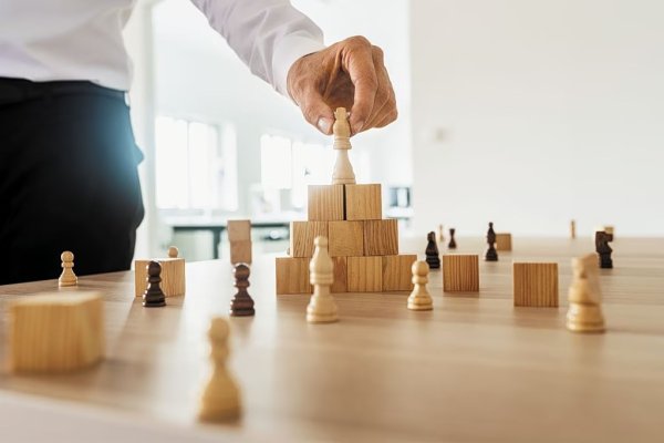 Deloitte anketine göre Yunan finans yöneticilerinin yüzde 69'u gelir artışı bekliyor