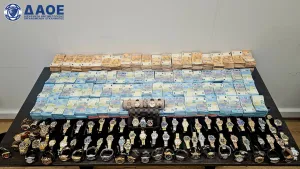 Yunan zinciri Pizza Fan'de vergi çetesi nasıl işliyordu: 1,28 milyon euro nakit bulundu