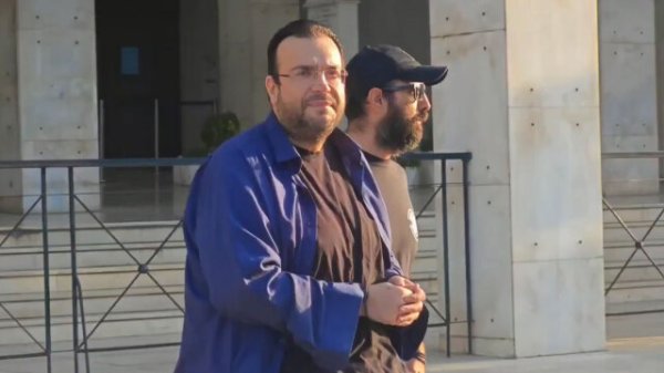 30 şirketlik ağ, 5,6 milyon euroluk dolandırıcılık ve varlık donması: Yunan siyasetçi Filippos Kampouris davası