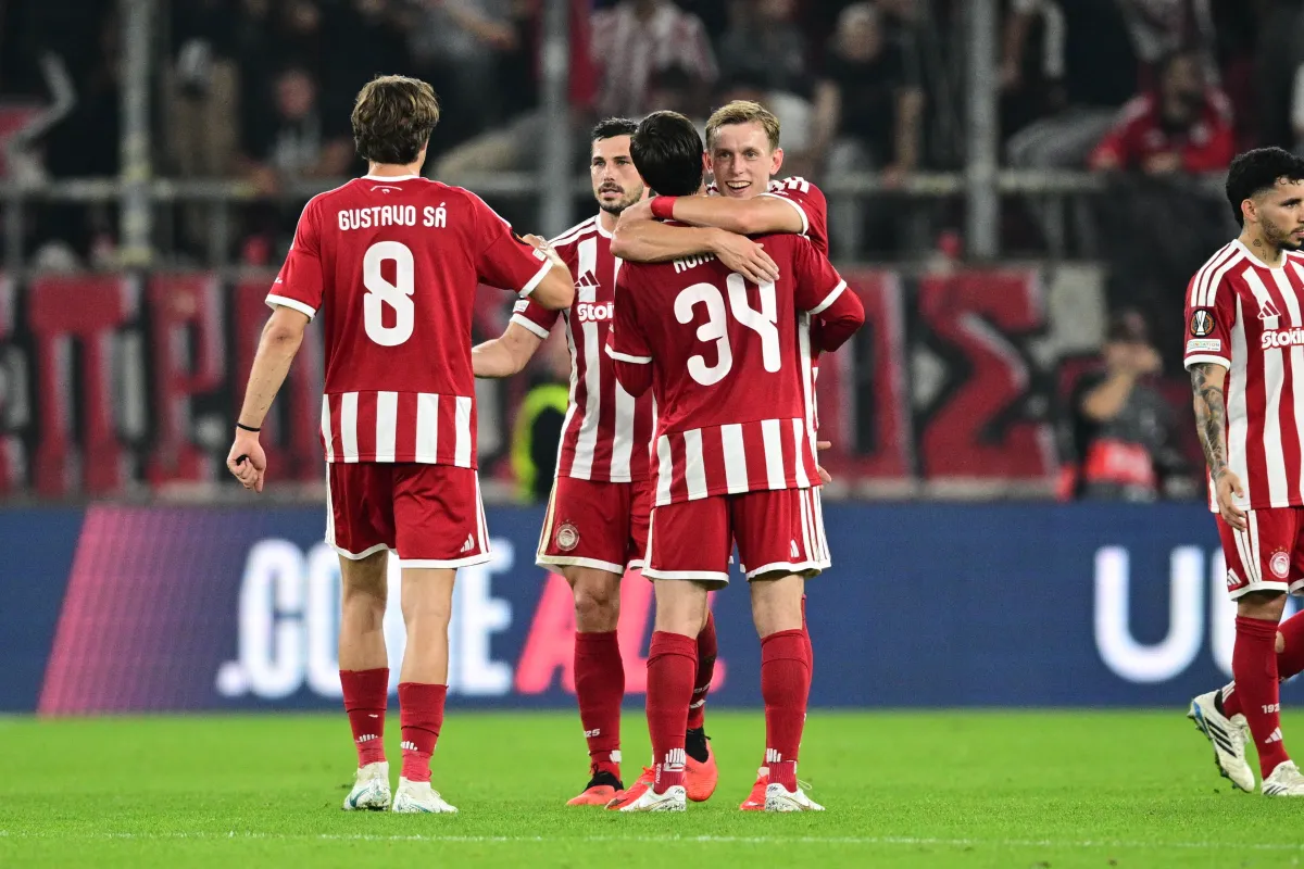 Yunan kulübü Olympiakos, Çek ekibi Sparta Prag'ı yenerek UEFA sıralamasında 28. sıraya yükseldi