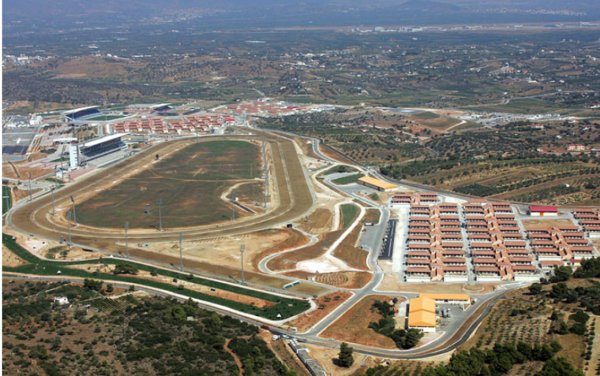 Release Athens 2027'de Markopoulo ve Moschato'da iki yeni mekan, ilk isimler The Neighbourhood ve Tokio Hotel