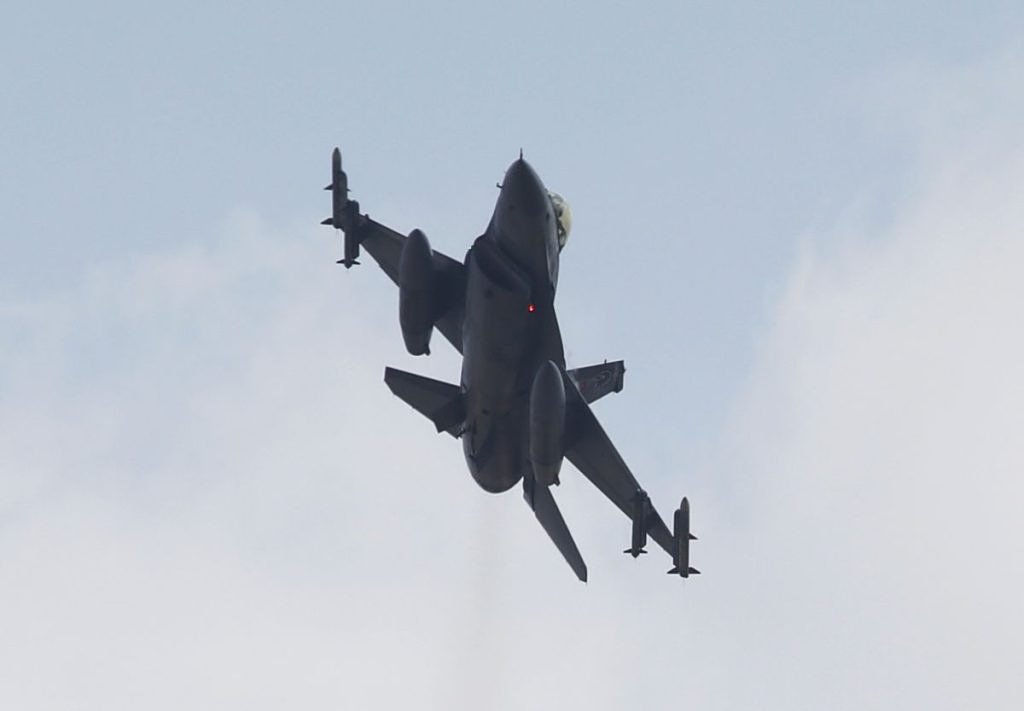 Ege hava sahasında ve Atina FIR'ında yeni ihlal dalgası kaydedildi