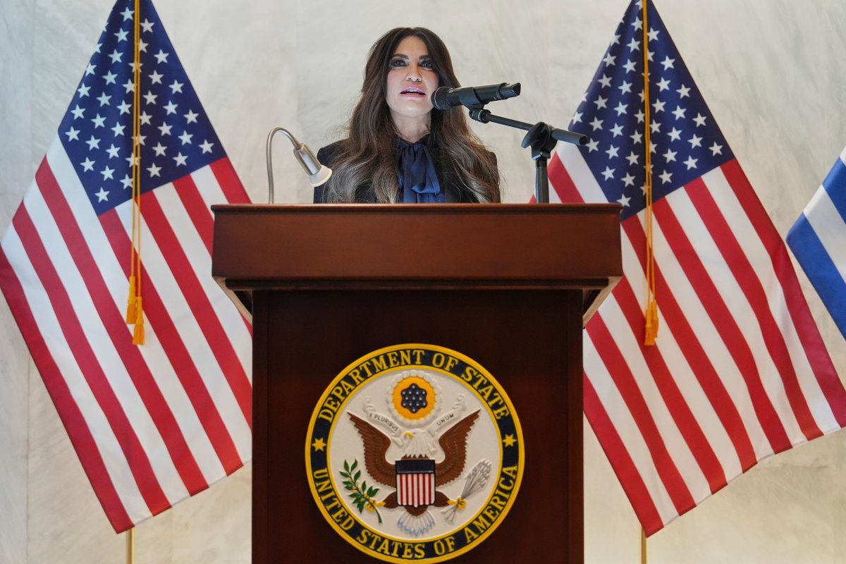 Beyaz Saray, ABD'nin Atina Büyükelçisi Guilfoyle'dan istifa etmesini istedi