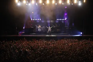 Efsanevi rock grubu Deep Purple, 50 yılı aşan kariyerini Atina konserinde sahneye taşıyacak