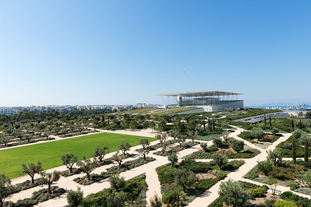 Faleron'un iskeletleri: Atina'daki SNFCC kültür merkezinin altındaki antik mezarlığın sırları çözülüyor