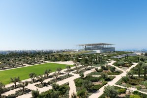 Faleron'un iskeletleri: Atina'daki SNFCC kültür merkezinin altındaki antik mezarlığın sırları çözülüyor