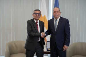 Hindistan Savunma Müsteşarı Singh, Kıbrıs ziyaretinde deniz güvenliği iş birliğini genişletti