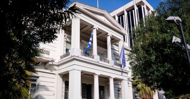 Atina: Libya'nın Girit'in güneyi sondaj iddiaları temelsiz, ikili diyalog sürecek