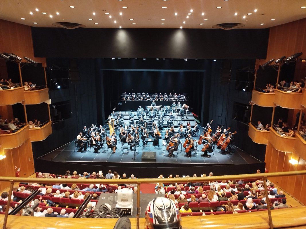 Atina'da opera galası: Uluslararası üne sahip soprano Eleonora Buratto büyük beğeni topladı