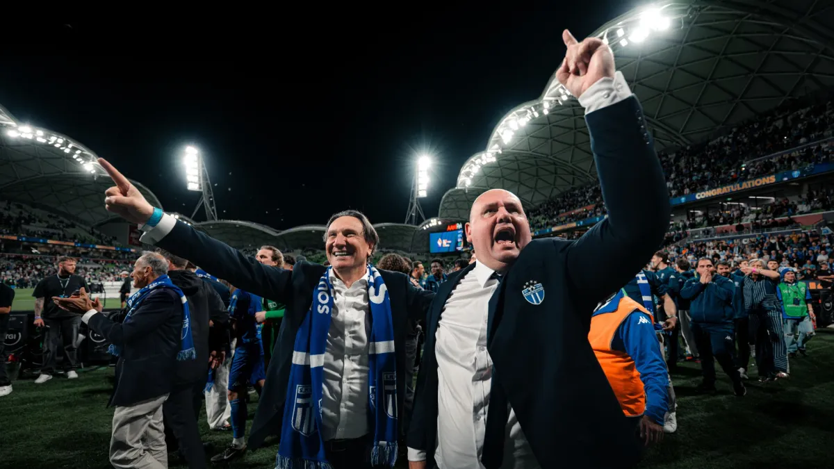 Yunan topluluğu destekli South Melbourne, Australia Cup'ta penaltılarla tarih yazdı