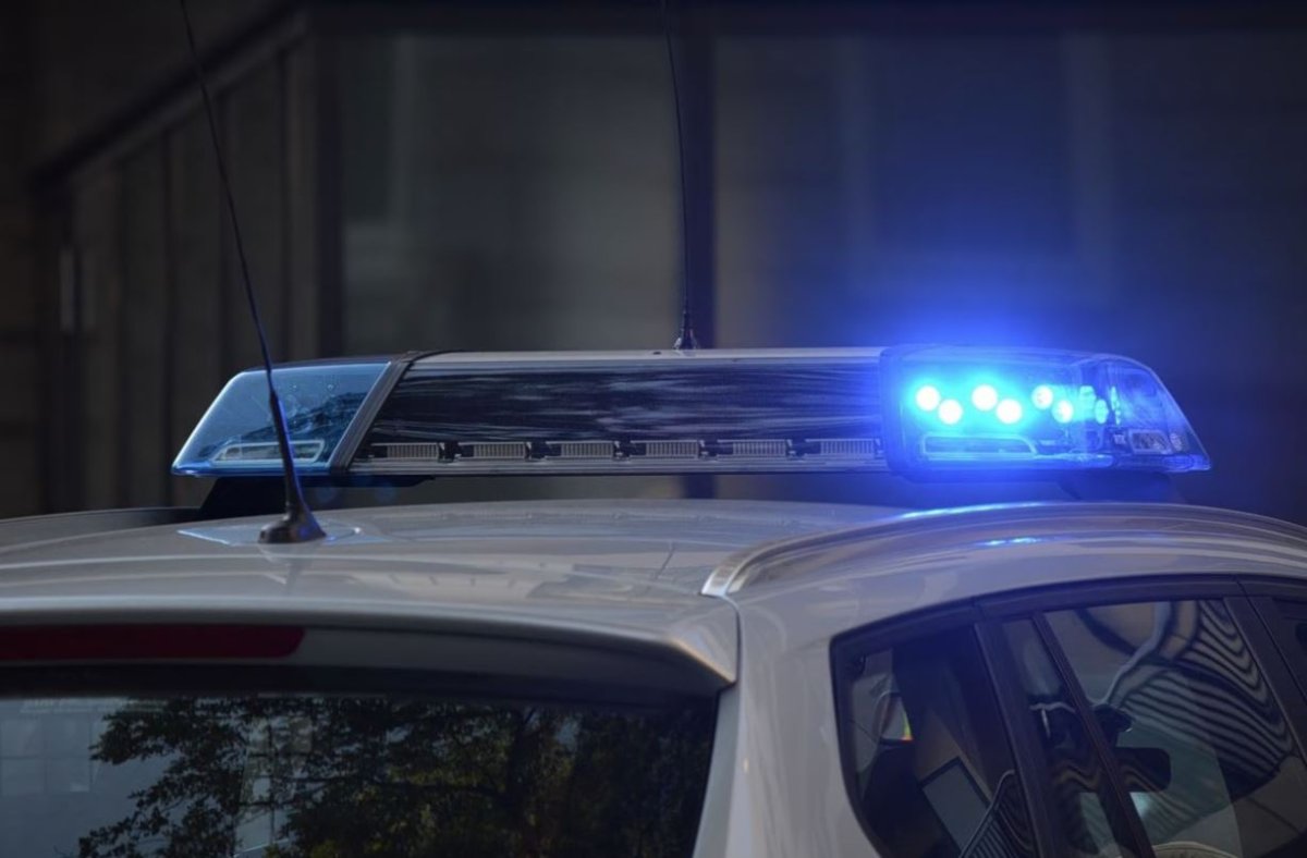 Selanik'te kadın partnerini şiddet ve tecavüzle suçladı; polis 46 yaşındaki Arnavutu yakaladı