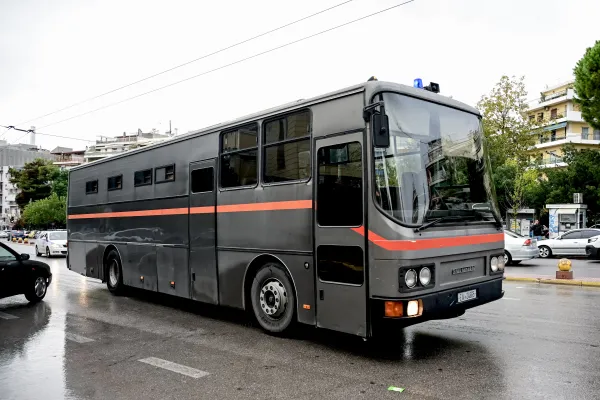 Choriatiko vergi dolandırıcılığında polis, belediye ve sosyal güvenlik kurumu bağlantıları ortaya çıktı