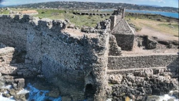 Kültür Bakanlığı Methoni Kalesi'nin batı deniz duvarını 1,7 milyon euroluk projeyle koruyacak