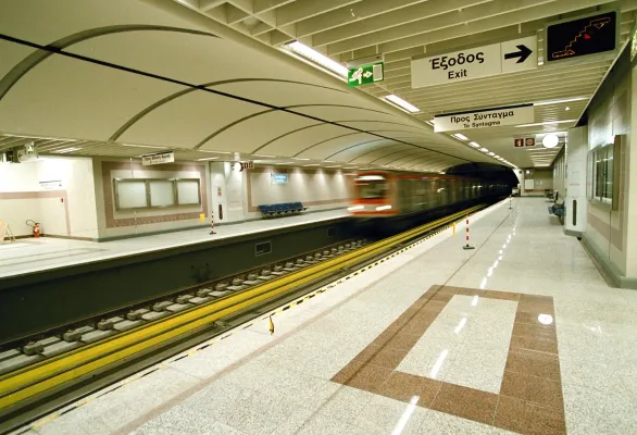 Atina ve Selanik'te bugün bazı metro istasyonları kapalı; otobüs ve tramvaylar normal çalışacak