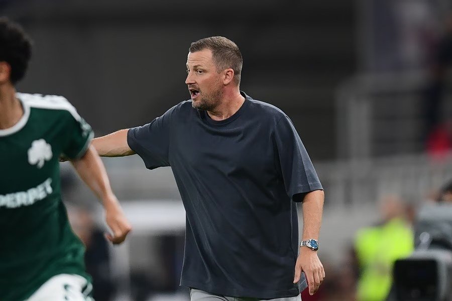 Panathinaikos, Olympiakos derbisinde 1-0 kaybederek Nistrup döneminde ilk yenilgisini aldı