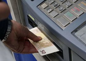 Yunanistan'da 83.420 kişiye 23 Ekim'e kadar 71,78 milyon euro ödeme yapılacak
