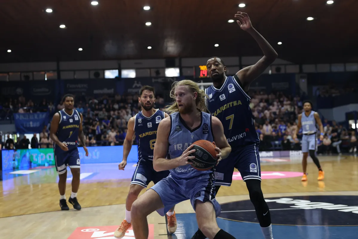 Yunan basketbol takımı Iraklis ilk galibiyetini 71-53 ile aldı, Patralı Prometheas Lefkada'da 80-79 kazandı
