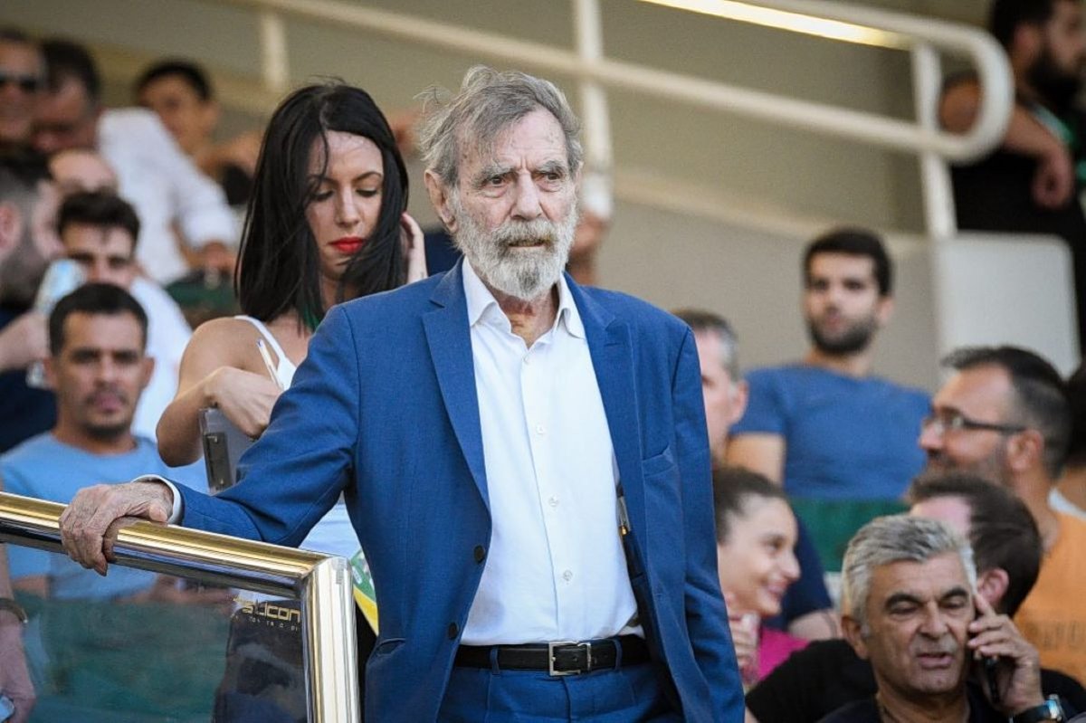 Yunan armatör Giorgos Vardinoyannis, “Kaptan” lakabıyla anılan, 90 yaşında hayatını kaybetti