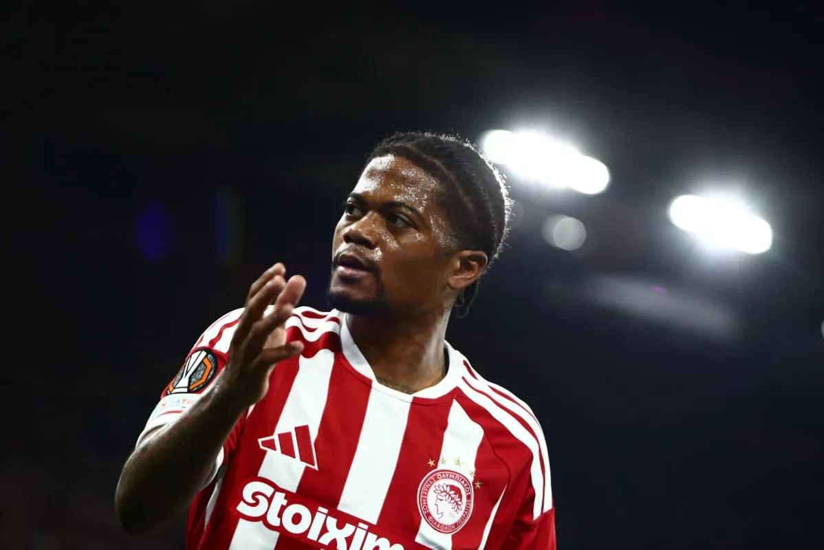 Yunan devi Olympiacos, Kalamata maçının kafilesini açıkladı: Leon Bailey ve Kostas Fortunis kadroda