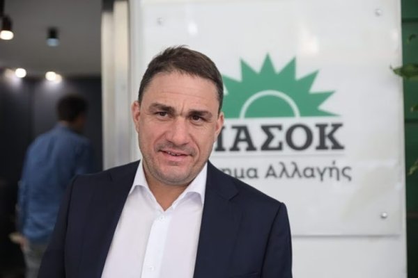 Yunan muhalefet partisi PASOK sözcüsü Tsoukalas: Başbakan Miçotakis'in sözleri karşılıksız çek gibi