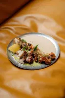 Adelaide'de Yunan mutfağı rüzgârı: yeni restoranlar geleneği modern yorumla sunuyor