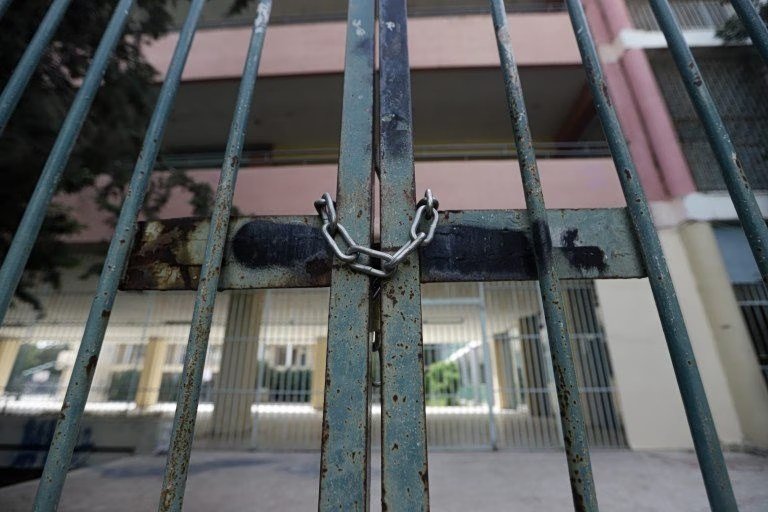 Kos Adası'nda kötü hava: Salı günü okullar kapalı, halka gereksiz seyahatleri azaltma çağrısı
