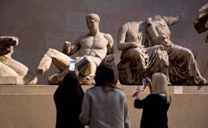Guardian köşe yazarı Simon Jenkins Parthenon Heykelleri'nin Atina'ya iadesini istedi