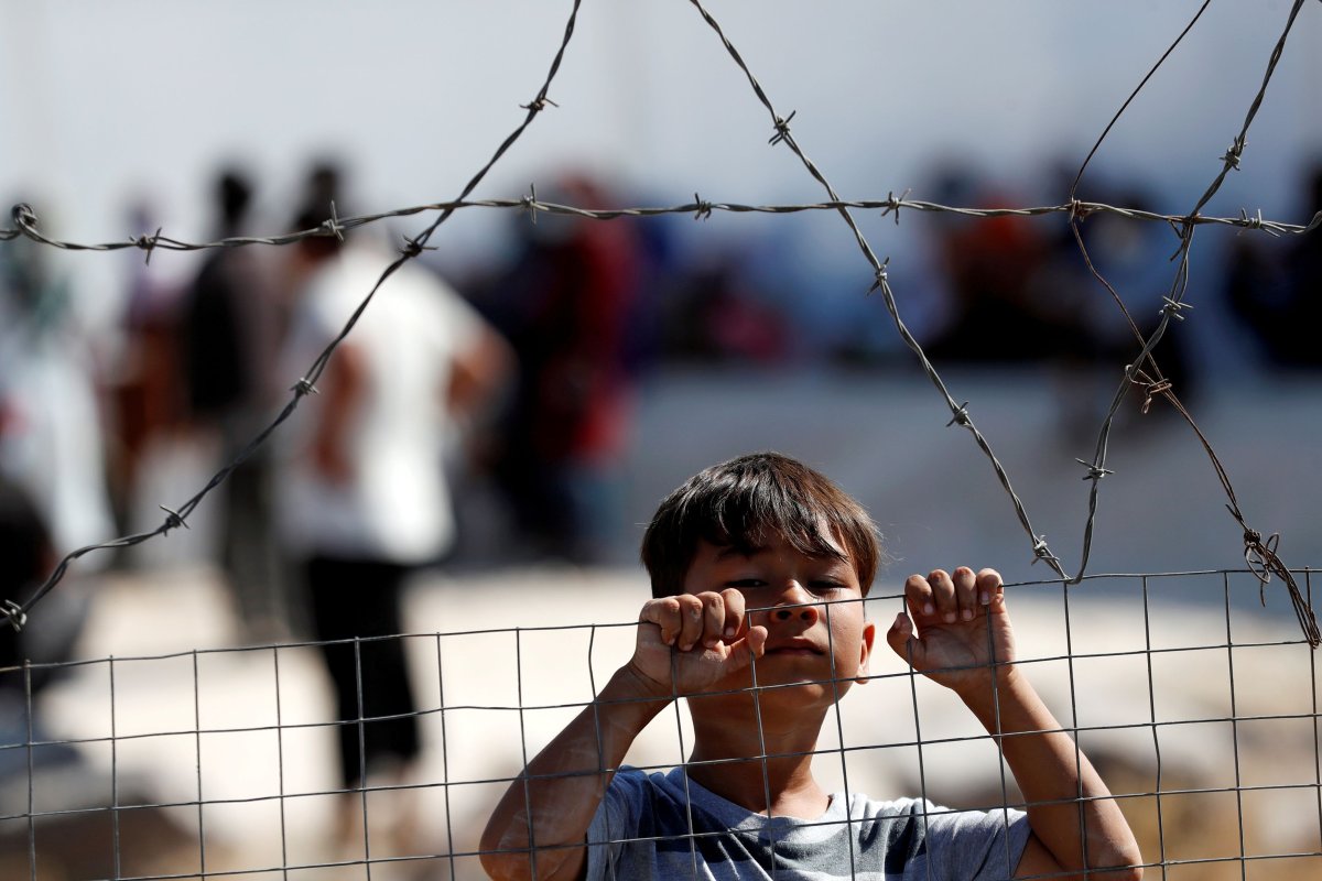 Save the Children ve Yunan Mülteciler Konseyi raporu: Yunanistan'da mülteci çocukların koşulları kötüleşiyor