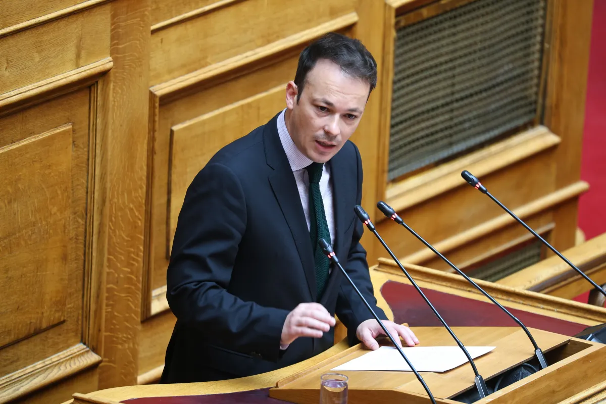 Yunan siyasetçi Miltos Zamparas milletvekilliğinden istifa etti, Alexis Tsipras'ın yanında ELAS'a katılıyor