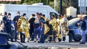 Ege'de iki ayrı göçmen teknesi olayında bebek dahil 12 kişi öldü
