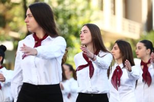 Yunanistan'da 28 Ekim öğrenci geçit törenleri, kötü hava nedeniyle hangi bölgelerde iptal edildi