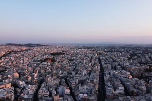 Yunanistan'a Türk yatırımı 2025'te sert arttı; gayrimenkul başı çekiyor