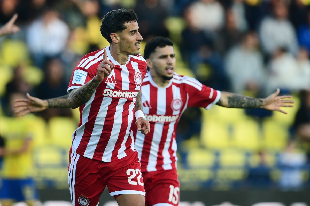 Yunanistan Süper Ligi'nde şampiyonluk olasılıkları: Olympiakos önde, Panathinaikos'un paradoksu dikkat çekiyor