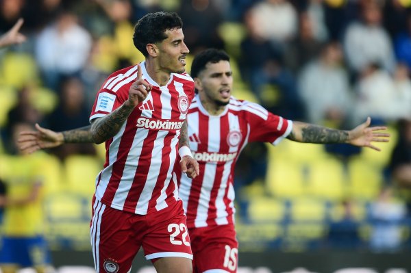 Yunanistan Süper Ligi'nde şampiyonluk olasılıkları: Olympiakos önde, Panathinaikos'un paradoksu dikkat çekiyor