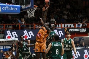 Promitheas Patras - Panathinaikos 59-84: Yeşiller Mitoglou ve yedeklerle rahat kazandı