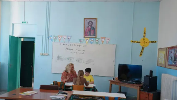 Kalamos'ta boş sınıflar: Yunanistan'ın küçük adalarının geleceğini tehdit eden sessiz kriz