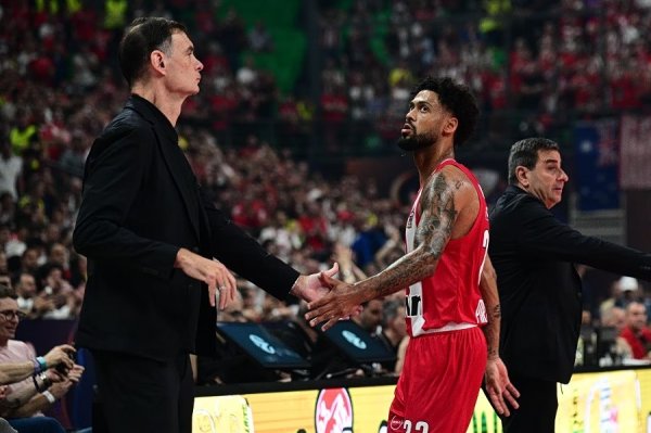 Olympiacos basketbol takımından Giorgos Bartzokas, Yunan asıllı guard Tyler Dorsey hakkında konuştu