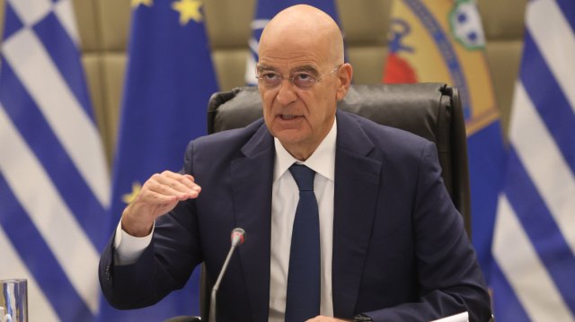 Yunanistan Savunma Bakanı Nikos Dendias: Kritik altyapıya siber saldırı ulusal güvenlik meselesi