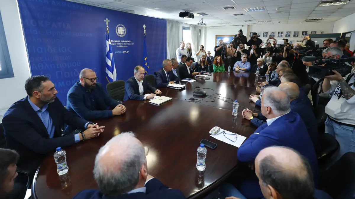 Yunanistan'daki maç manipülasyonu soruşturmasında 3 hakem daha ifadeye çağrıldı