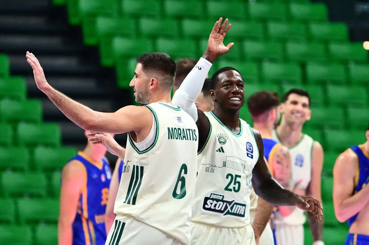 Yunan basketbol kulübü Panathinaikos, Peristeri'yi 95-75 yendi; Sloukas ve Nunn sahaya döndü
