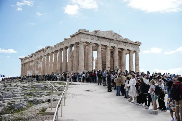 Yunanistan Merkez Bankası verilerine göre ocak-ağustosta 28,5 milyon yabancı turist ağırlandı